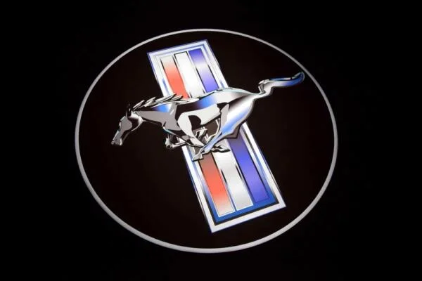 Işıklı 3D LED Mustang Logo 50-80 CM Reklam (Kopya)