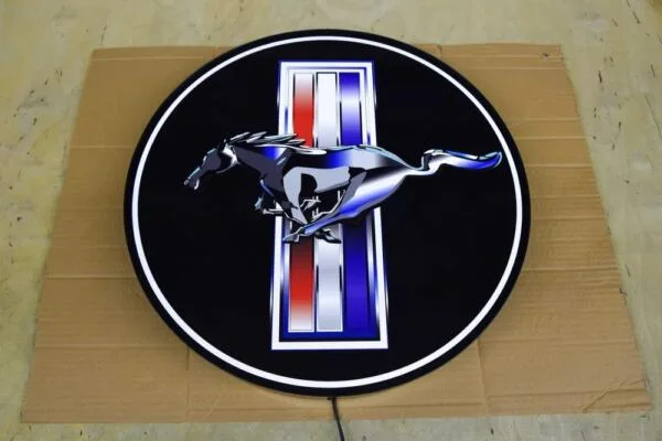 Işıklı 3D LED Mustang Logo 50-80 CM Reklam (Kopya)