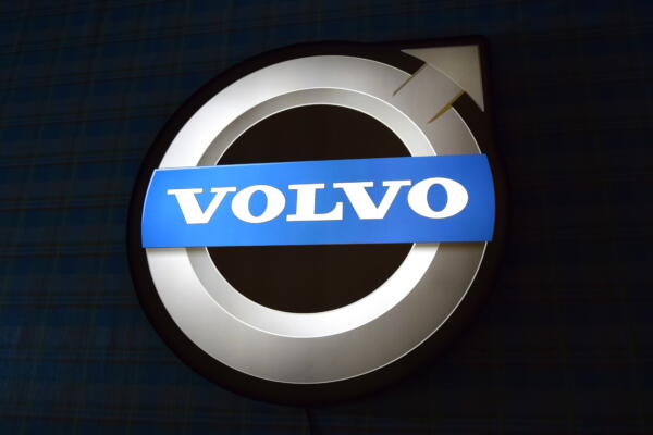 Iluminado 3D LED Volvo Logo 50-80 CM Publicidad