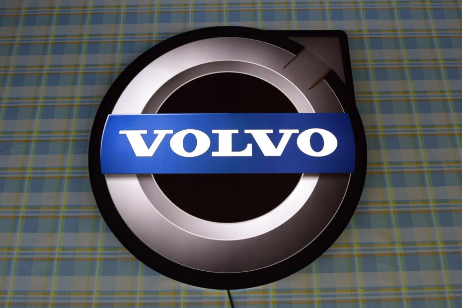 Volvo Led Emblem 3D LED Backlit Volvo Logo 50-80 CM Advertisement - LedWords Shop - 3D ...